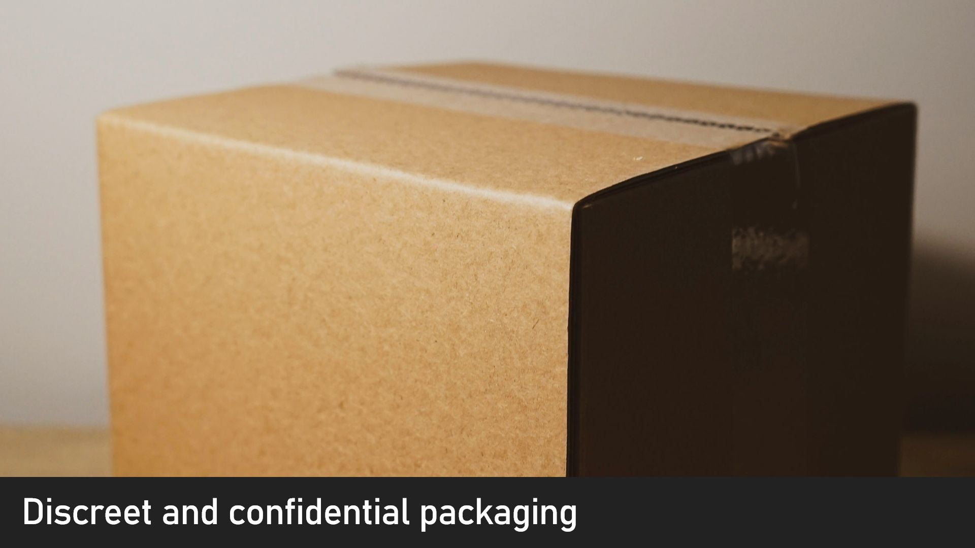 Discreet and confidential packaging for your portrait